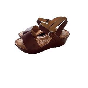 Born Sandals Wedges 9 Brown Leather Platforms Wedges Shoes Sandal Strappy